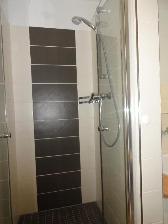 Apartment Frank - Bis Zu 3 Schlafzimmer Rust Rom bilde